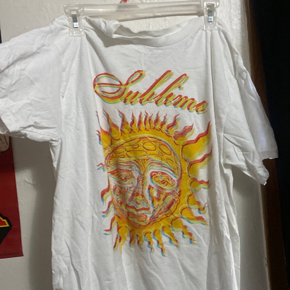 sublime sun graphic tee